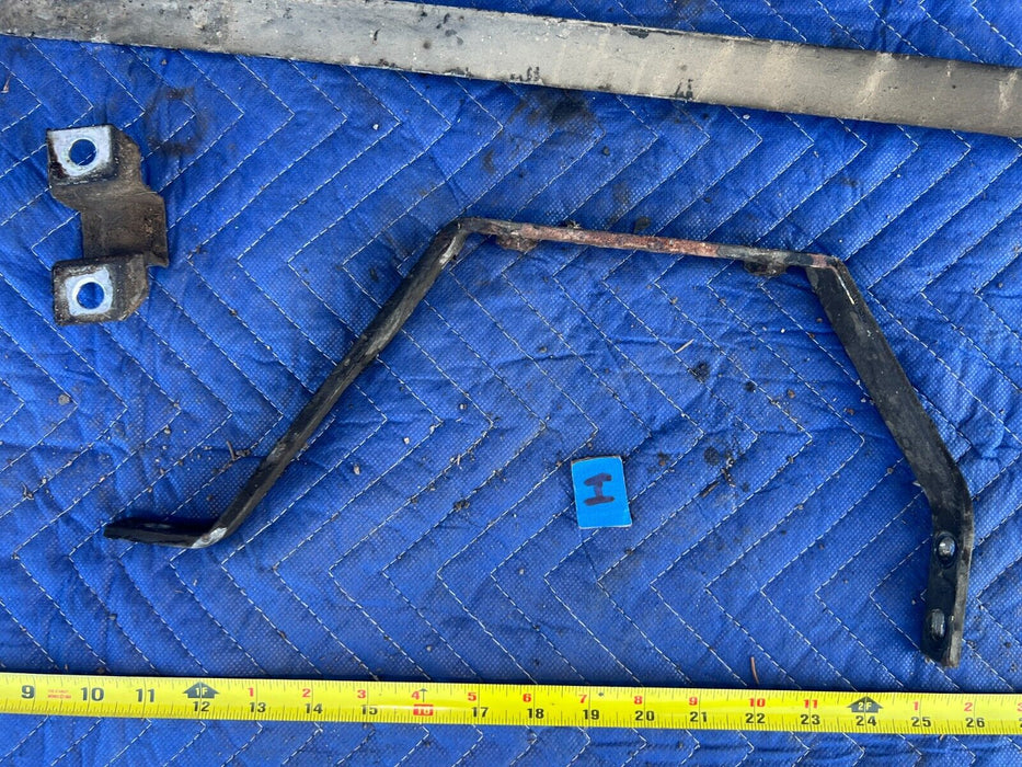 1984-1989 Volvo 740 760 Gas Fuel Tank Strap Bracket & Mounting Bolts OEM #1583EM