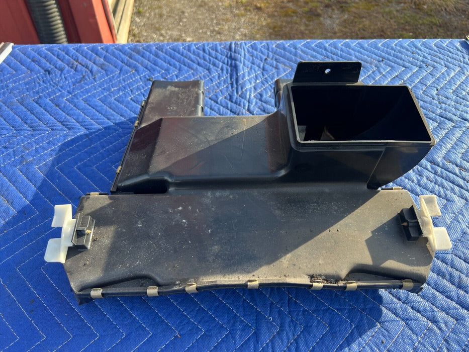 1984-1989 Volvo 740 760 HVAC A/C Heater Air Box to Floor Duct Tunnel OEM #1616EM