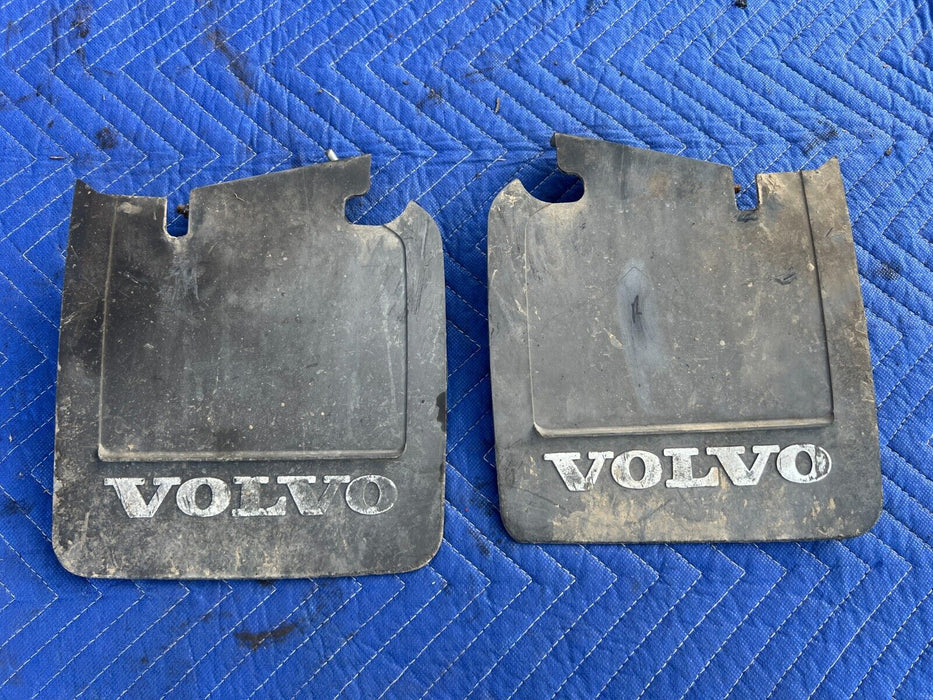 1984-1989 Volvo 740 760 Sedan Rear Valence Mud Flap Right & Left Pair OEM#1622EM