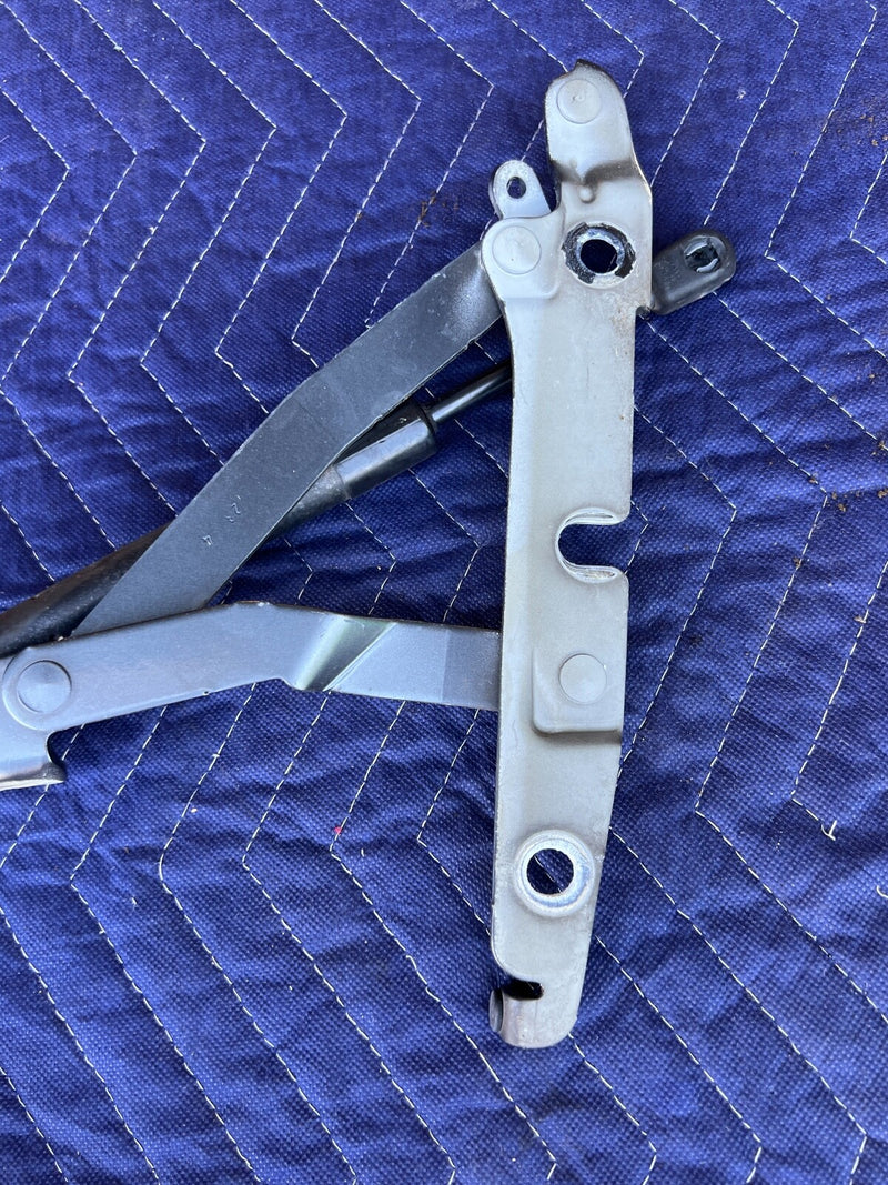46764911