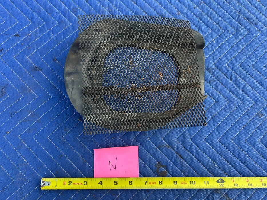 1984-1989 Volvo 740 760 Sedan HVAC Cowl Intake Bezel & Debris Screen OEM #1627EM