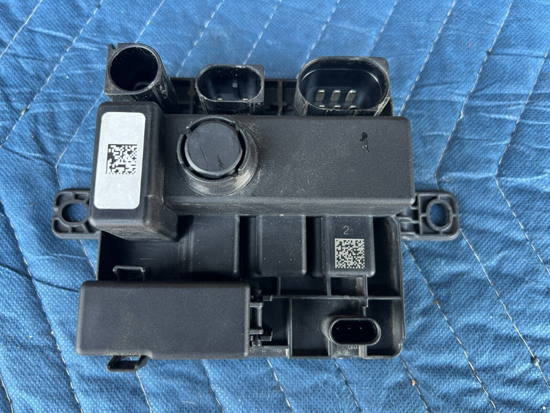 43770586