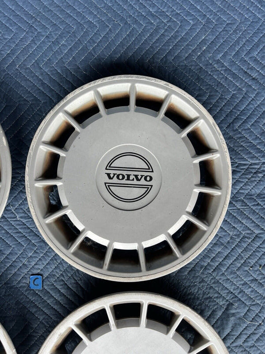 1989-1993 Volvo 240 244 245 Set Of 4 Hub Caps 3540176 14” Wheel Cover OEM #3637E