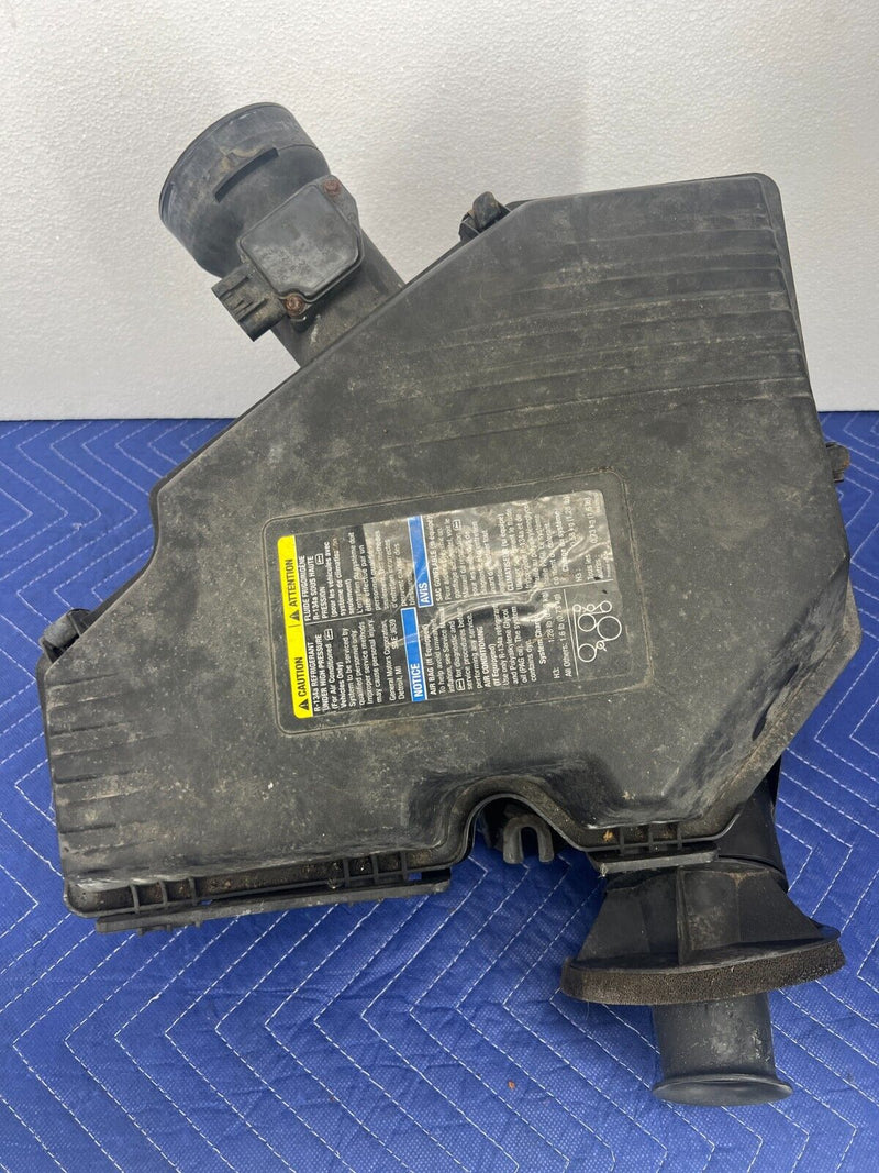 2006-2010 Hummer H3 Air Box Cleaner Intake Assembly Plenum 15832921 OEM #1386EM