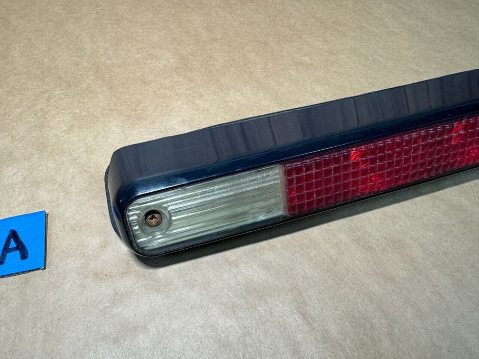 1994-1997 88-98 Chevy Silverado Cab Rear Upper Bed 3rd Brake Light OEM #1080CNJ