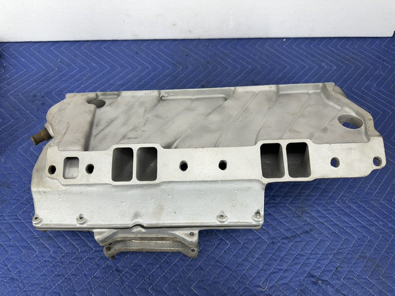 Edelbrock STR 10 SBC Intake Manifold Z28 302 350 383 400 Chevy Camaro GMC #3540E
