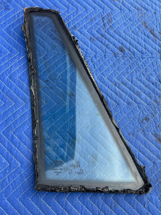 1984-1989 Volvo 740 760 Sedan Right RH Passenger Rear Quarter Window OEM #1609EM