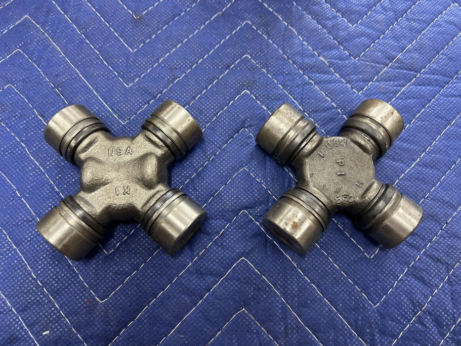 Precision U Joint Universal Joint 534G Pair NOS Moog Chevy Buick Cadillac #3349E