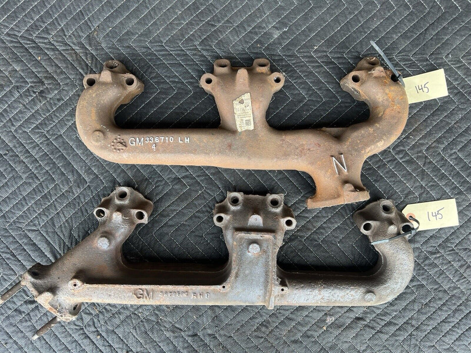 Chevy Small Block Exhaust Manifolds SBC 336710 &  Camaro #3557E