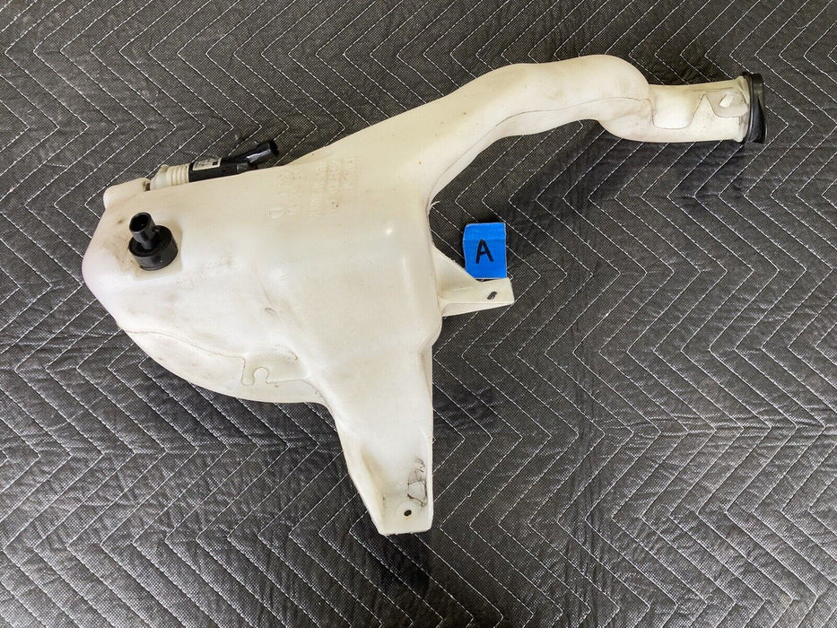 2006-2016 Chevy Impala GM Windshield Washer Fluid Tank 19120261 OEM #3121M