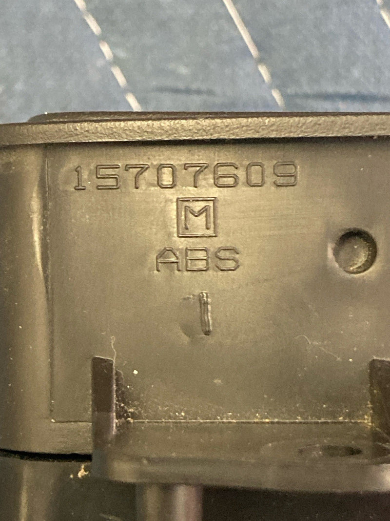 46876390