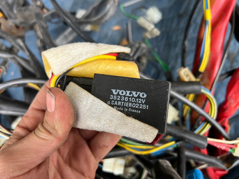 47058422