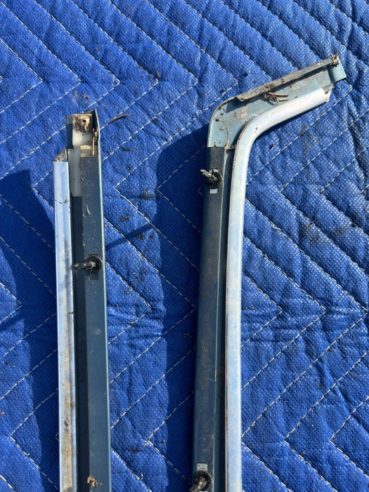 1984-1989 Volvo 740 760 Sedan Driver Left L Rear Quarter Window Trim OEM #1611EM