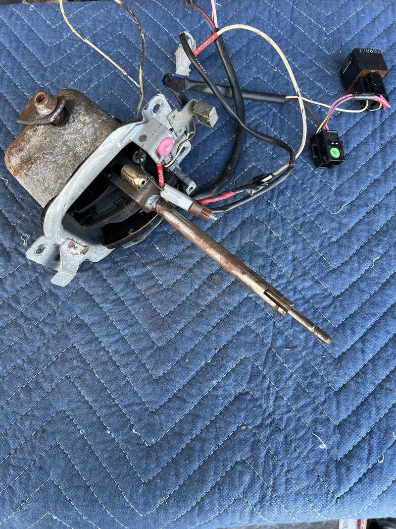 1986-1993 Volvo 240 244 245 Automatic Transmission Shifter Assembly OEM #3679E