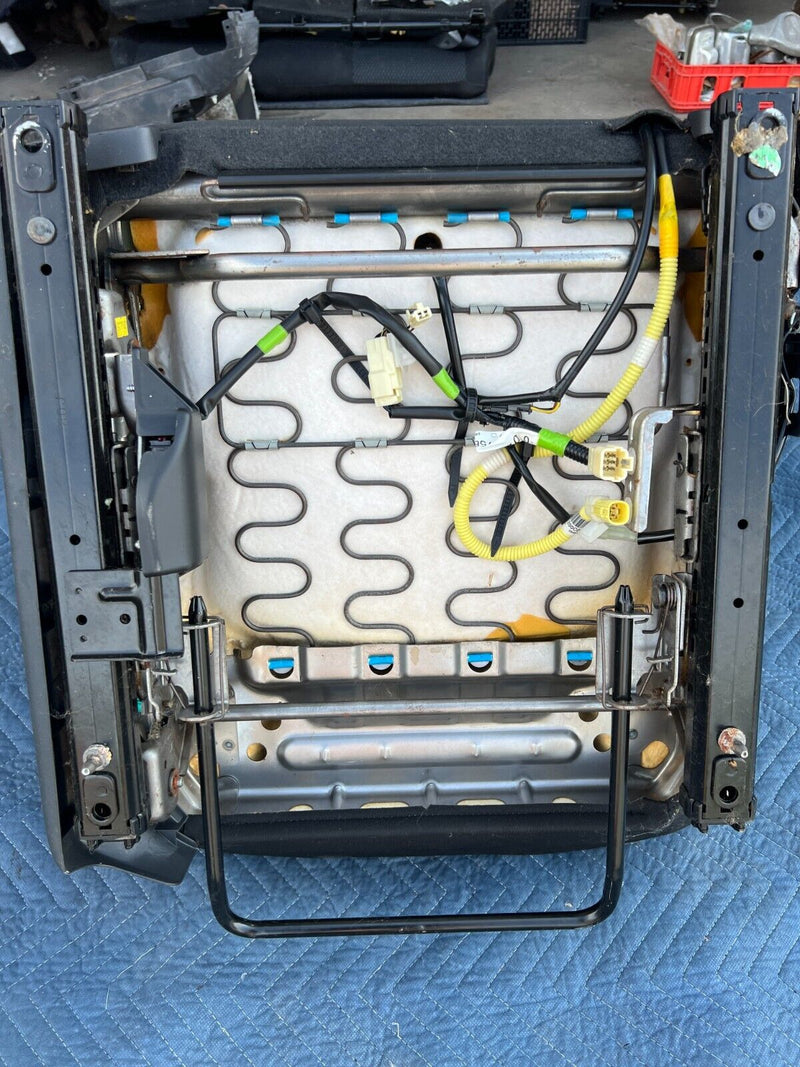 43771098