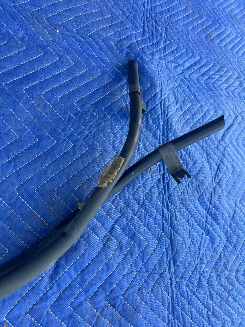 1984-1989 Volvo 740 760 Sedan Sunroof Sun Moon Roof Drain Hose Tube OEM #1725EM