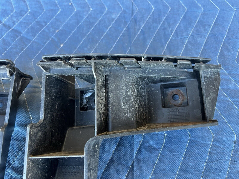 44093019