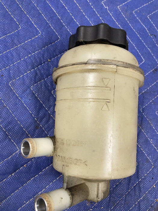 1998-2005 Land Rover Freelander Power Steering Reservoir Tank OEM #3030M