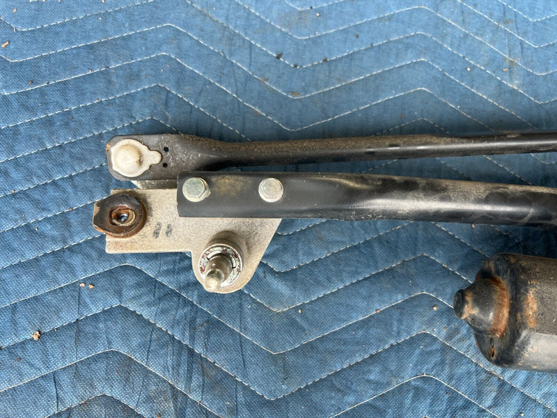 44082909