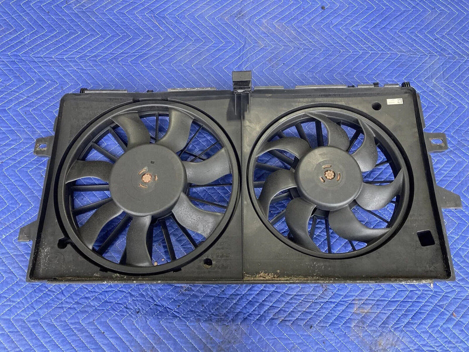 2006-2016 Chevy Impala GM Radiator Cooling Fan Assembly 52409542 OEM #3122M