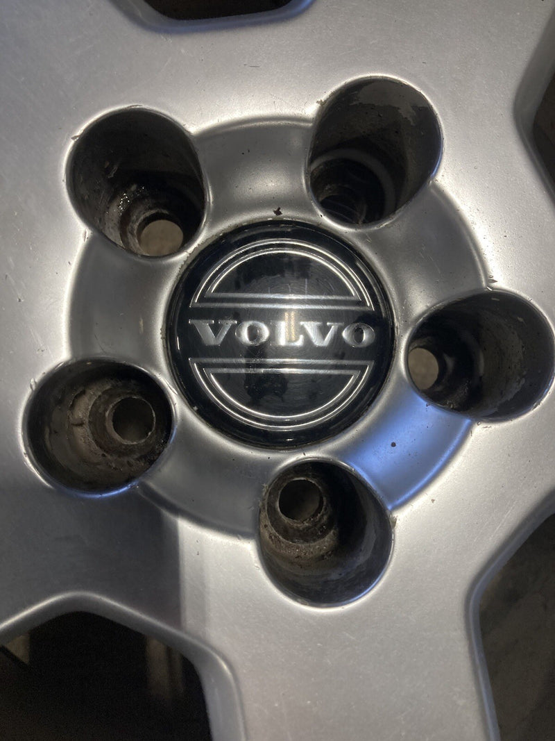 46763298