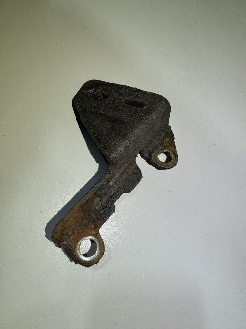 1986-1993 Volvo 240 B230 AW70 AW71 Automatic Transmission Line Bracket #3340E