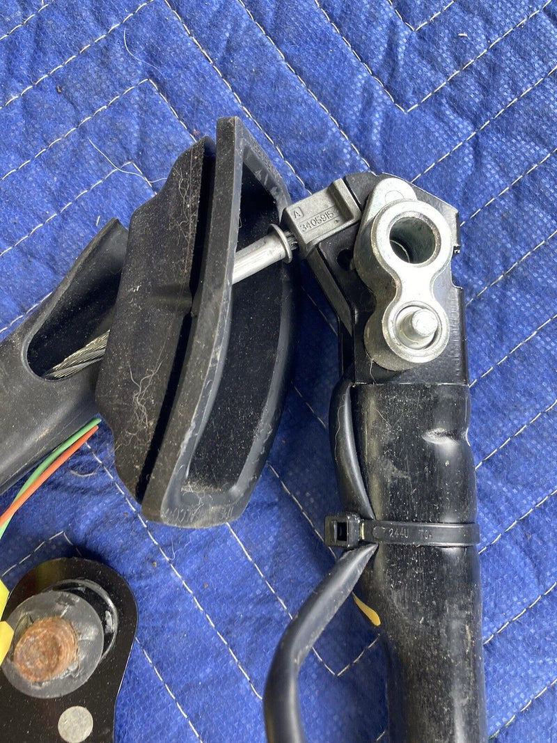 2006-2016 Chevy Impala Front Seat Belt Right Passenger Retractor GM OEM #3149M