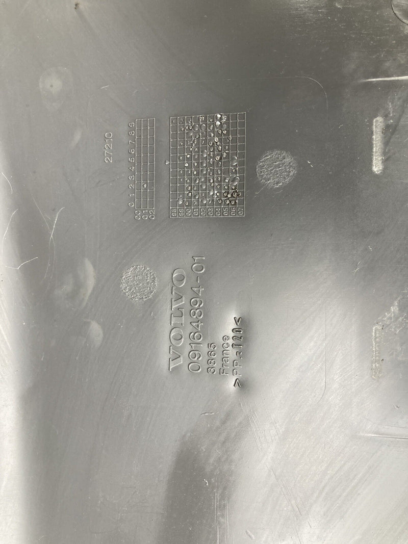 46763583