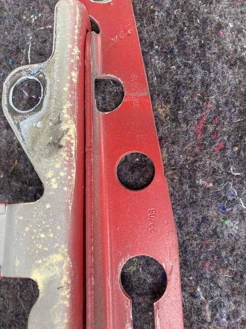 46763058