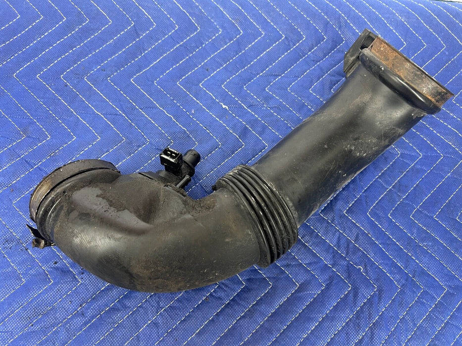 2005-2007 Volvo S60R S60 V70R Engine Air Intake Hose Tube 30680447 OEM #1330EM