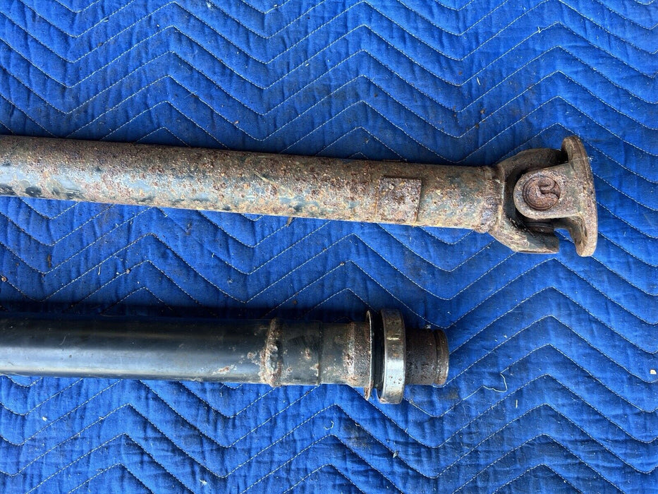 1986-1993 Volvo 240 244 245 Automatic Transmission Driveshaft Prop OEM #3774E