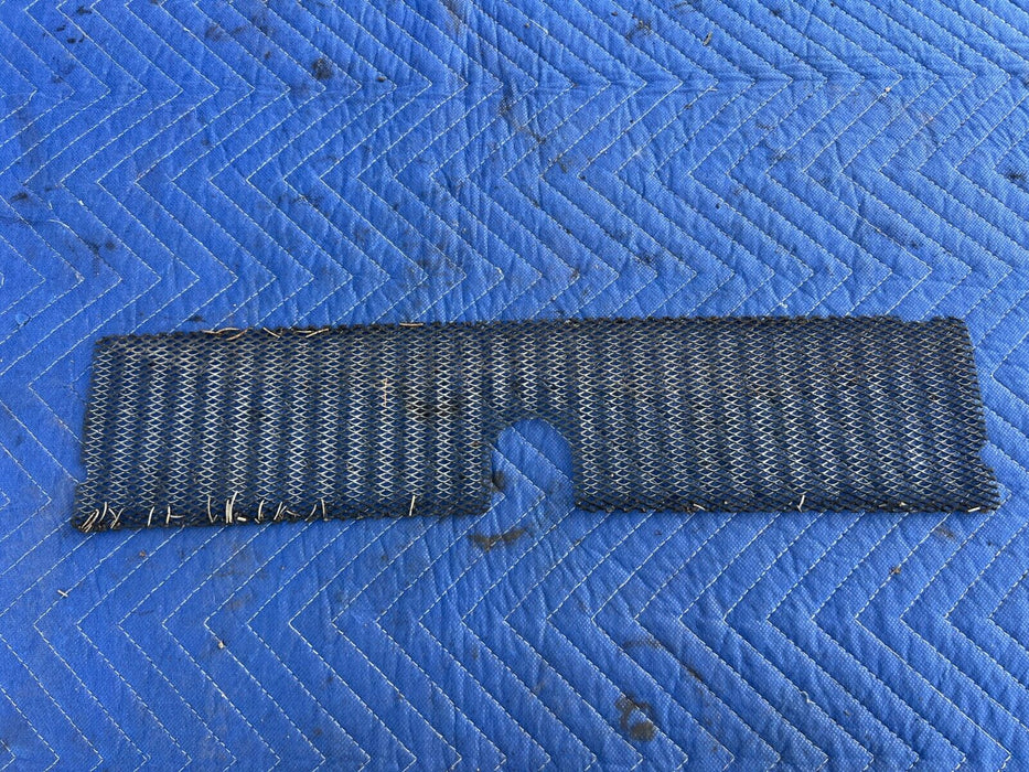 1984-1989 Volvo 740 760 Windshield Cowl Debris Screen Wiper Cover Trim OE#1607EM