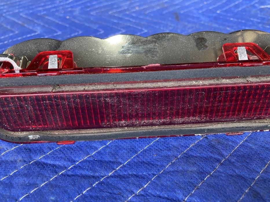 2006-2016 Chevy Impala GM Rear Center Third Brake Light  15794273 OEM #3126M