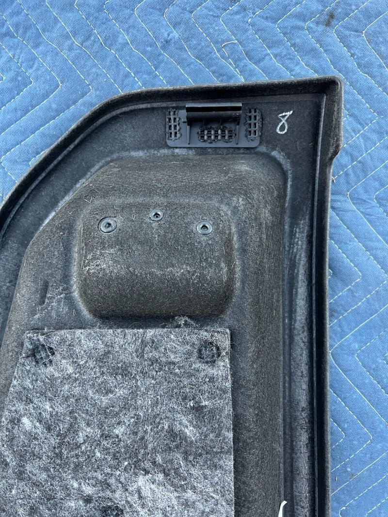 43770564