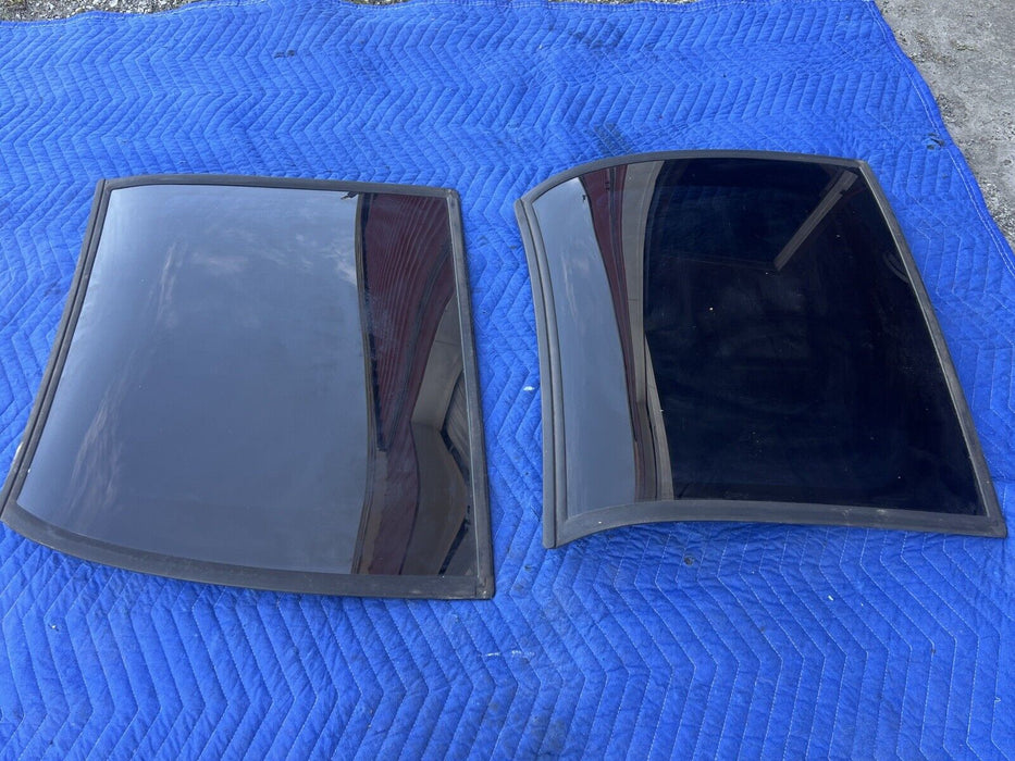 1993-2002 Chevy Camaro Z28 Front Window Left & Right w/ Glass Pair OEM #1783EM