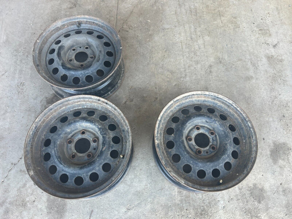 1984-1989 Volvo 740 760 Sedan Steel Wheel Rim Set 4.5Jx15x25 1329537 OEM #1713EM