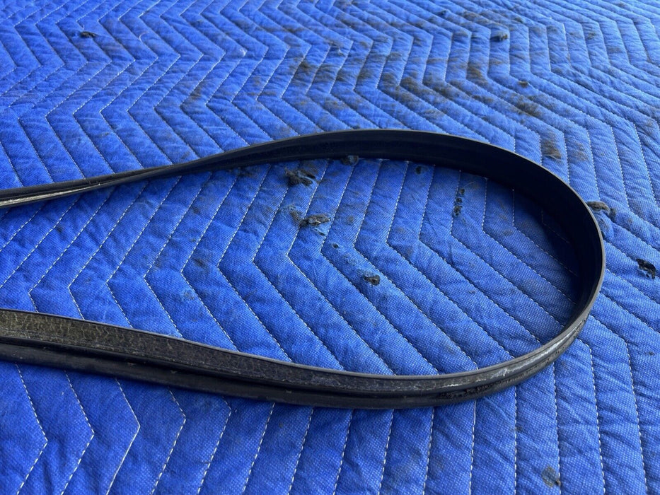 1986-1993 Volvo 240 244 245 Front Dash To Windshield Gasket Rubber Trim #3743E