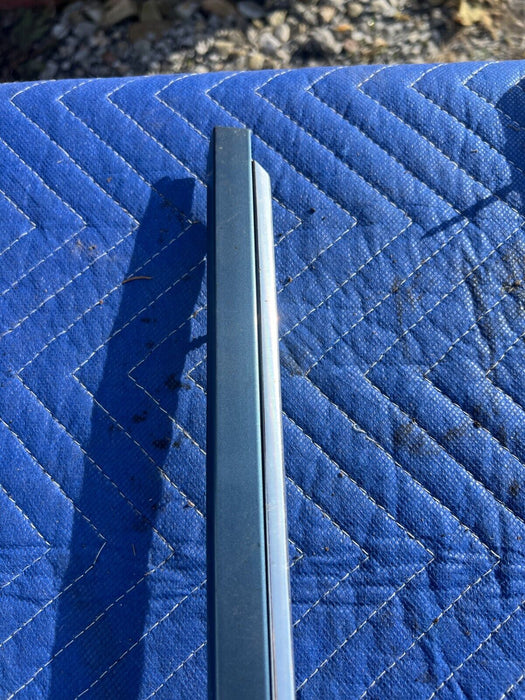 1984-1989 Volvo 740 760 Sedan Driver Left L Rear Quarter Window Trim OEM #1611EM