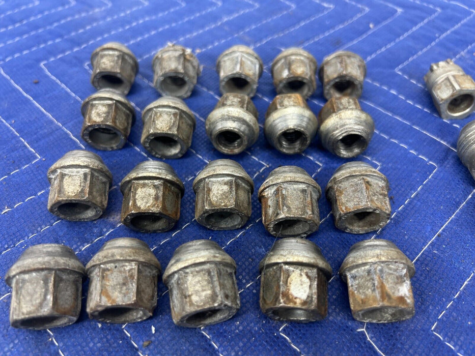 2006-2010 Hummer H3 Lug Nut Bolt Full Set of 20, Spare Tire Lock Key OEM #1420EM