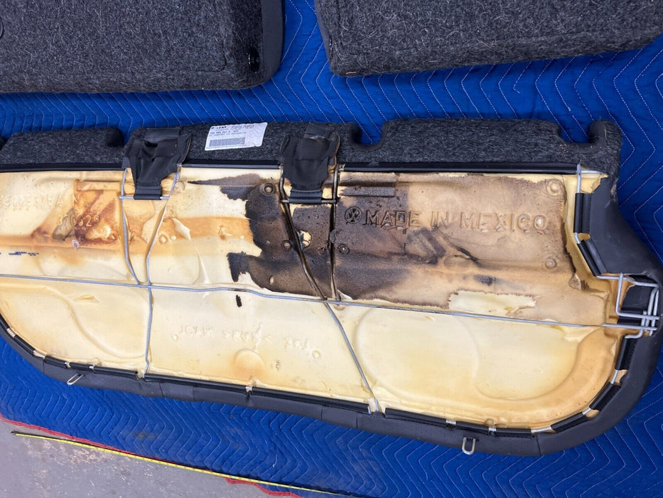 2006-2010 VW Jetta 2.5L Rear LH & RH Leather Cushion Seat 1K5885031 OEM #140MC