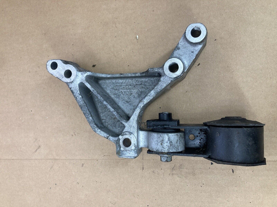 1998-2005 Land Rover Freelander 1 kku000150 Motor Mount Engine OEM #3081M