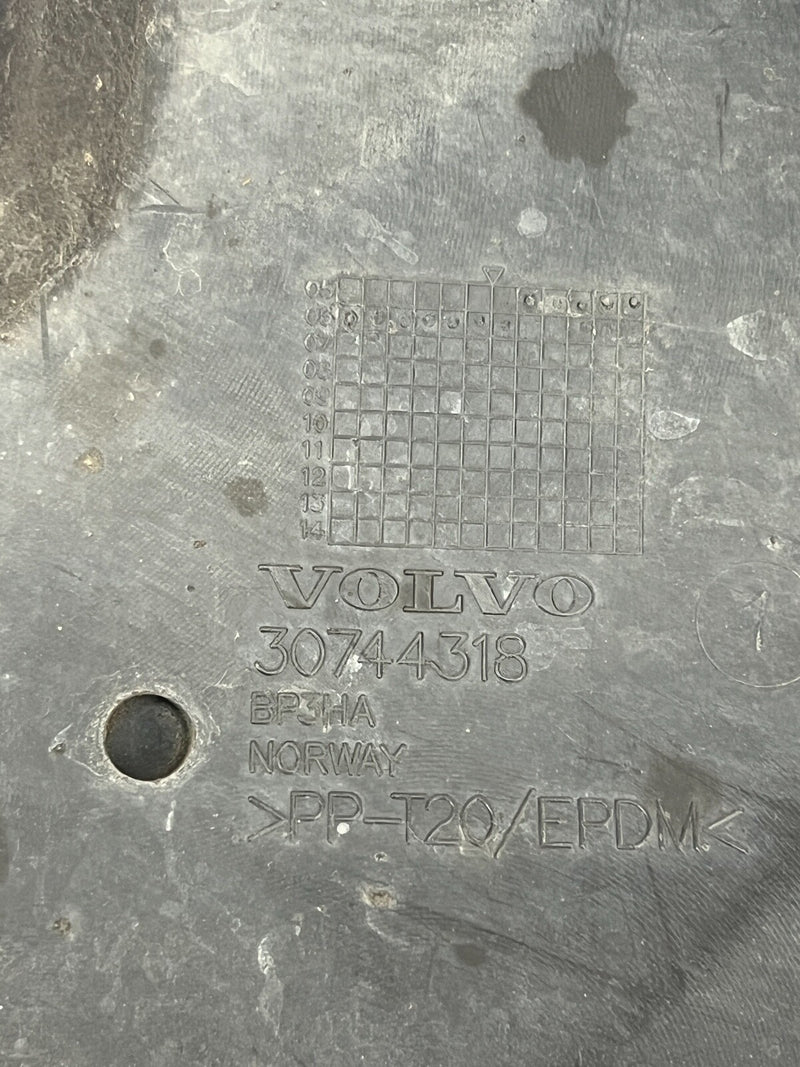 46765376