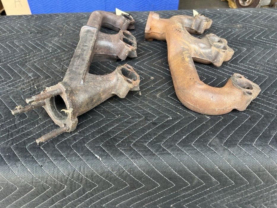 Chevy Small Block Exhaust Manifolds SBC 336710 &  Camaro #3557E