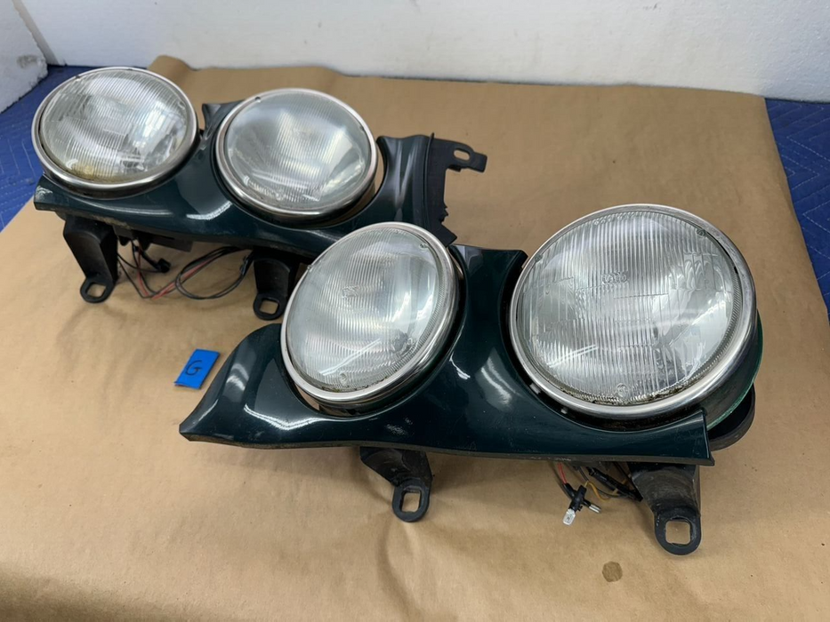 1994-1997 Jaguar XJ6 Pair L R Left Right Headlight w/ Green Trim OEM #1113CNJ