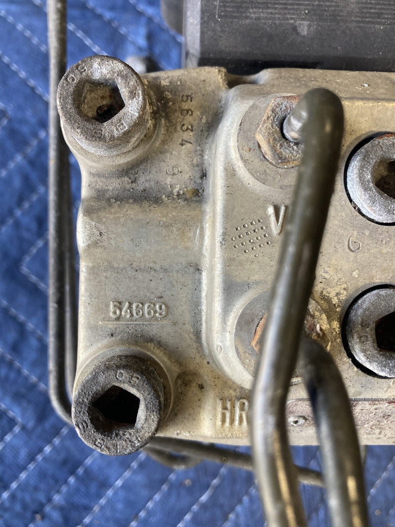 46763162