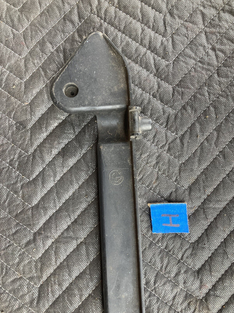 46764028