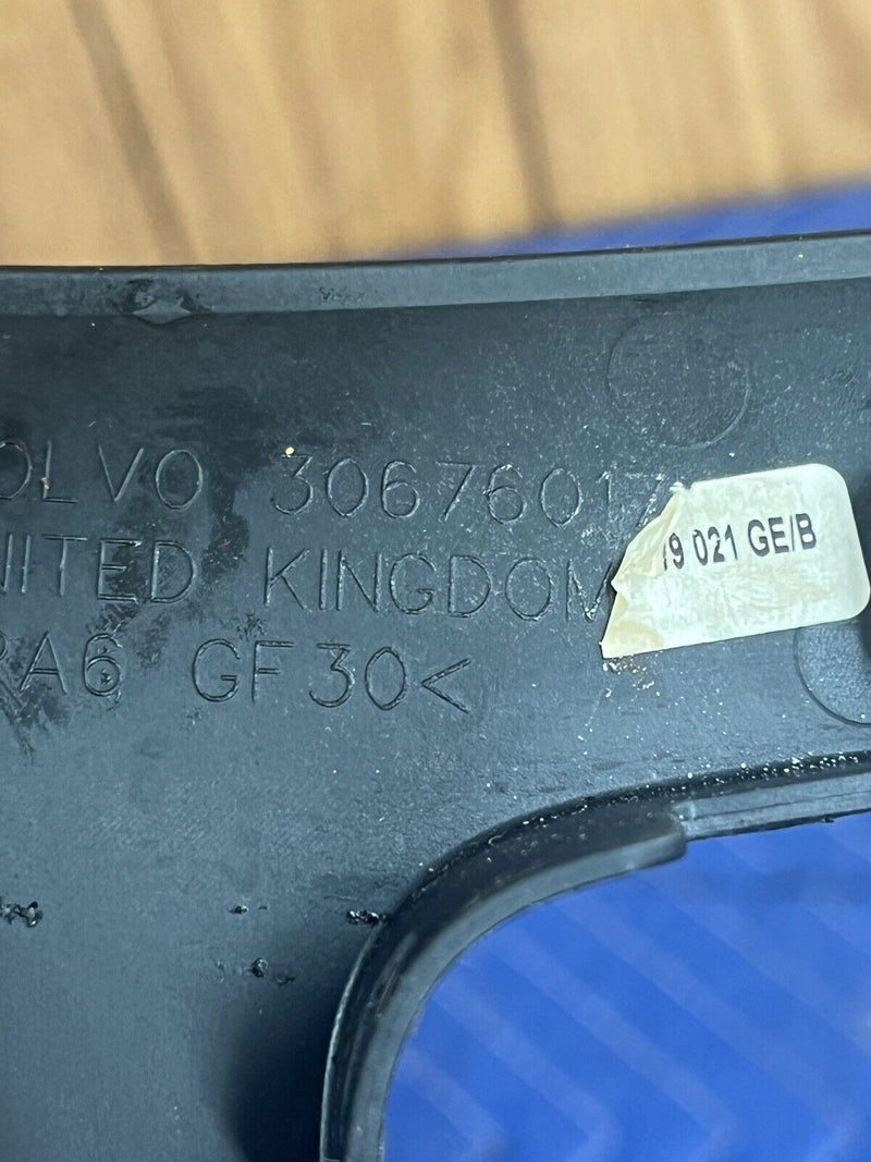 43771132