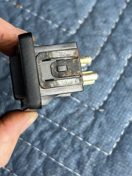 1986-1993 Volvo 240 244 245 Rear Power Window Switch 1347043 OEM #3676E