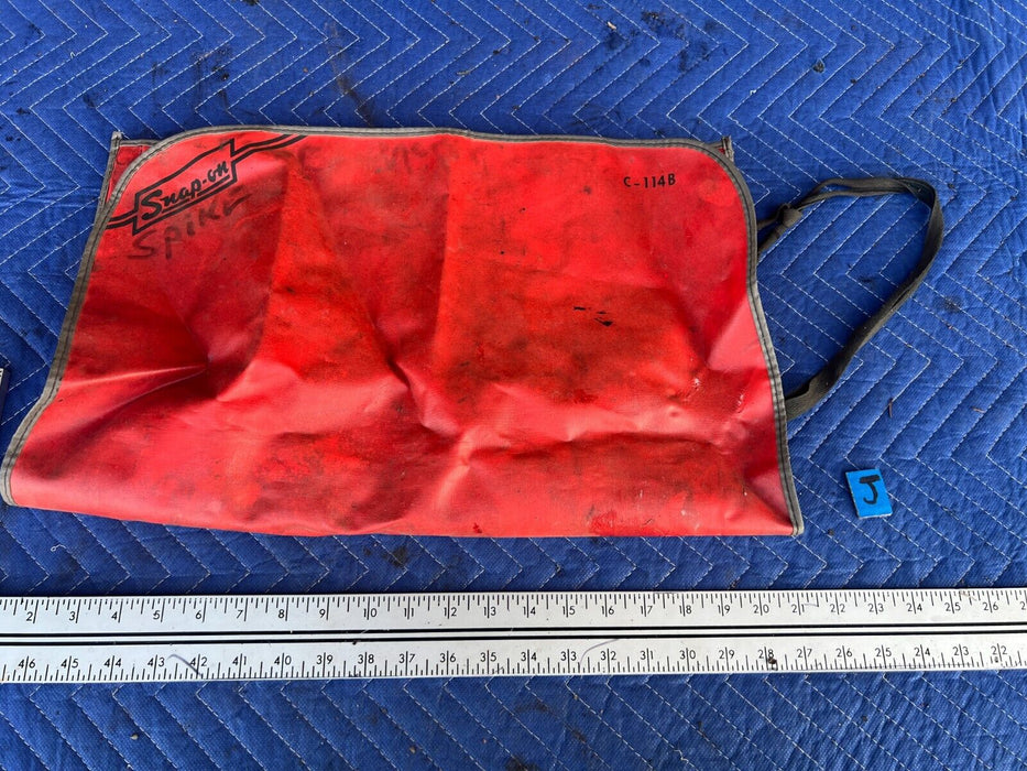 1984-1989 Volvo 740 760 Sedan Snap-On Wrench Tool Pouch Holder OEM #1598EM