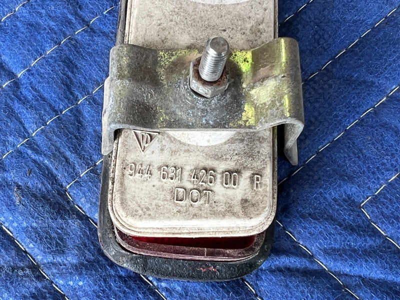 1983-1985 Porsche 944 Left Right Rear Quarter Panel Marker Light Pair OEM#1748EM